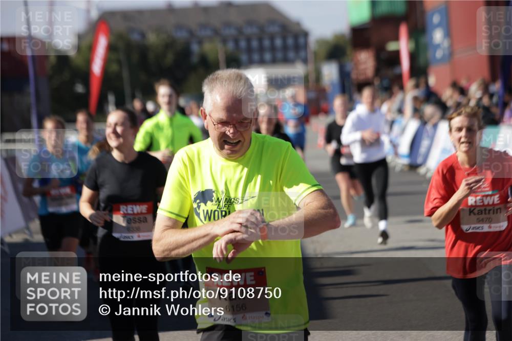 03.10.2025 - Köhlbrandbrückenlauf Jannik Wohlers http://msf.ph/oto/9108750 03.10.2025 13:29:30 Ziel 5340, 5366, 5470, 5482, 5514, 5601, 6156, 6334, 6335, 6336, 6351, 6387, 6439, 6539, 6543, 6554, 6555 meine-sportfotos.de