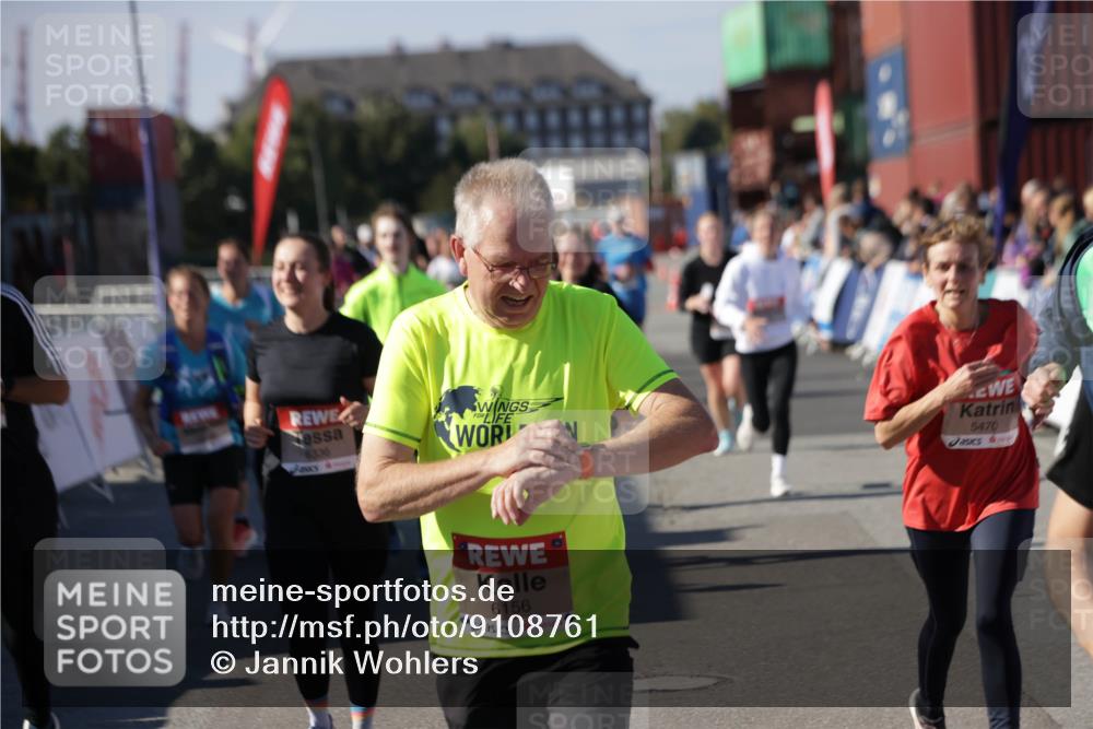 03.10.2025 - Köhlbrandbrückenlauf Jannik Wohlers http://msf.ph/oto/9108761 03.10.2025 13:29:30 Ziel 5340, 5366, 5470, 5482, 5514, 5601, 6156, 6334, 6335, 6336, 6351, 6387, 6439, 6539, 6543, 6554, 6555 meine-sportfotos.de