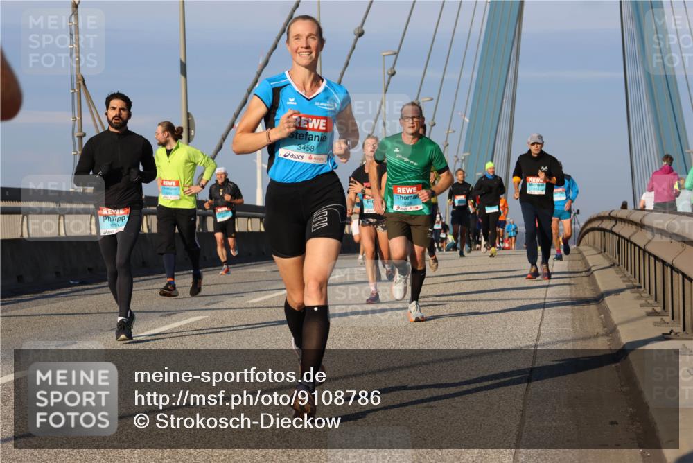 03.10.2025 - Köhlbrandbrückenlauf Strokosch-Dieckow http://msf.ph/oto/9108786 03.10.2025 09:39:34 Position 2 1279, 3458 meine-sportfotos.de