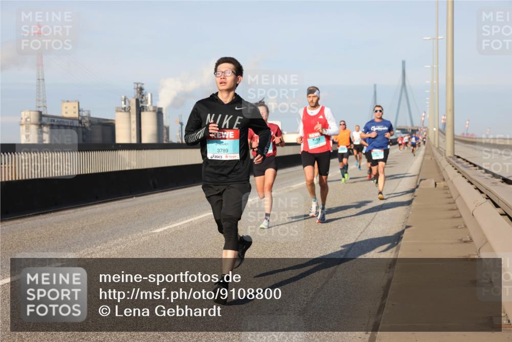 03.10.2025 - Köhlbrandbrückenlauf Lena Gebhardt http://msf.ph/oto/9108800 03.10.2025 09:41:08 Position 2 3789 meine-sportfotos.de