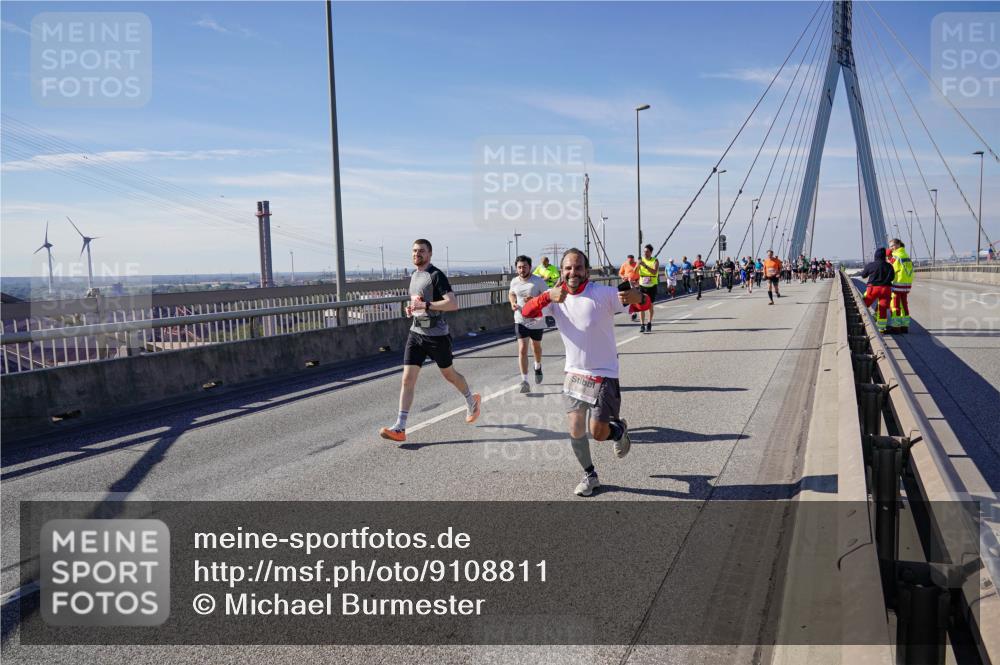 03.10.2025 - Köhlbrandbrückenlauf Michael Burmester http://msf.ph/oto/9108811 03.10.2025 12:51:30 Position 2  meine-sportfotos.de