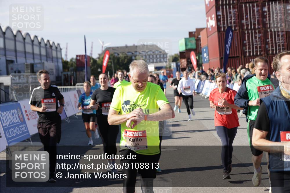 03.10.2025 - Köhlbrandbrückenlauf Jannik Wohlers http://msf.ph/oto/9108813 03.10.2025 13:29:30 Ziel 5340, 5366, 5470, 5482, 5514, 5601, 6156, 6334, 6335, 6336, 6351, 6387, 6439, 6539, 6543, 6554, 6555 meine-sportfotos.de