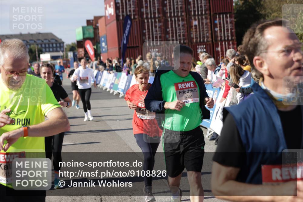 03.10.2025 - Köhlbrandbrückenlauf Jannik Wohlers http://msf.ph/oto/9108826 03.10.2025 13:29:31 Ziel 5340, 5366, 5470, 5482, 5514, 5601, 6156, 6334, 6335, 6336, 6351, 6387, 6439, 6539, 6543, 6554, 6555 meine-sportfotos.de