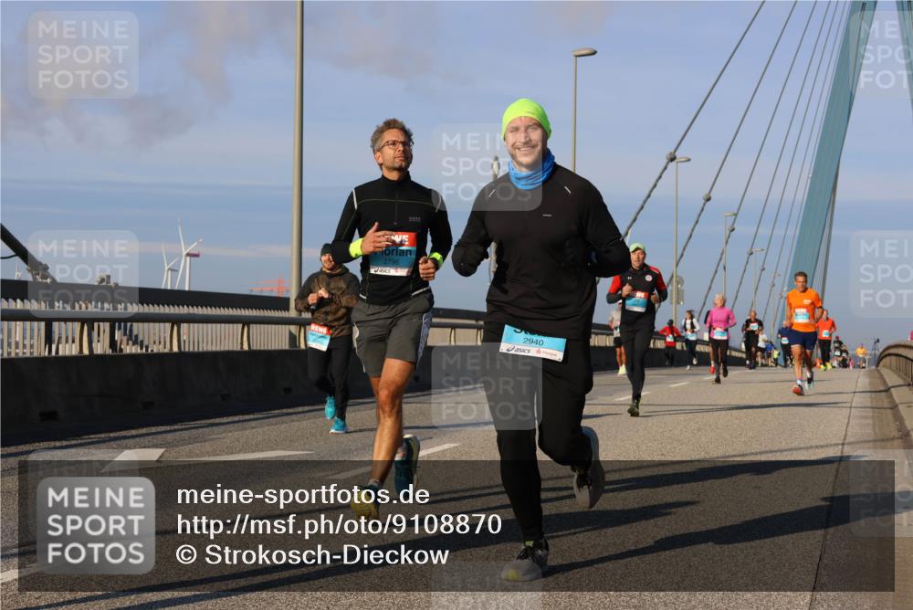 03.10.2025 - Köhlbrandbrückenlauf Strokosch-Dieckow http://msf.ph/oto/9108870 03.10.2025 09:39:45 Position 2 2796, 2940 meine-sportfotos.de