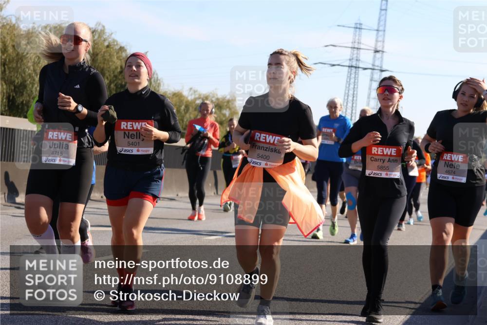 03.10.2025 - Köhlbrandbrückenlauf Strokosch-Dieckow http://msf.ph/oto/9108899 03.10.2025 12:23:04 Position 3 4715, 5401, 5400, 5855, 4674 meine-sportfotos.de