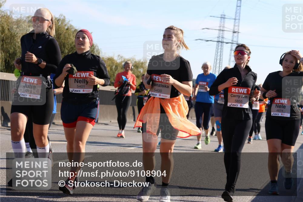 03.10.2025 - Köhlbrandbrückenlauf Strokosch-Dieckow http://msf.ph/oto/9108904 03.10.2025 12:23:04 Position 3 4715, 5401, 5400, 5855, 4674 meine-sportfotos.de