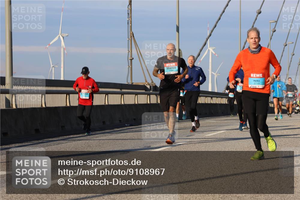 03.10.2025 - Köhlbrandbrückenlauf Strokosch-Dieckow http://msf.ph/oto/9108967 03.10.2025 09:39:56 Position 2 1194, 3719 meine-sportfotos.de