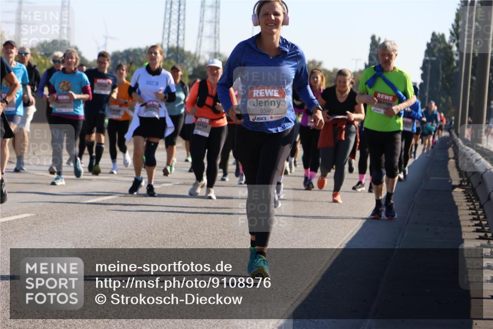 03.10.2025 - Köhlbrandbrückenlauf Strokosch-Dieckow http://msf.ph/oto/9108976 03.10.2025 12:23:16 Position 3 5346, 5110 meine-sportfotos.de