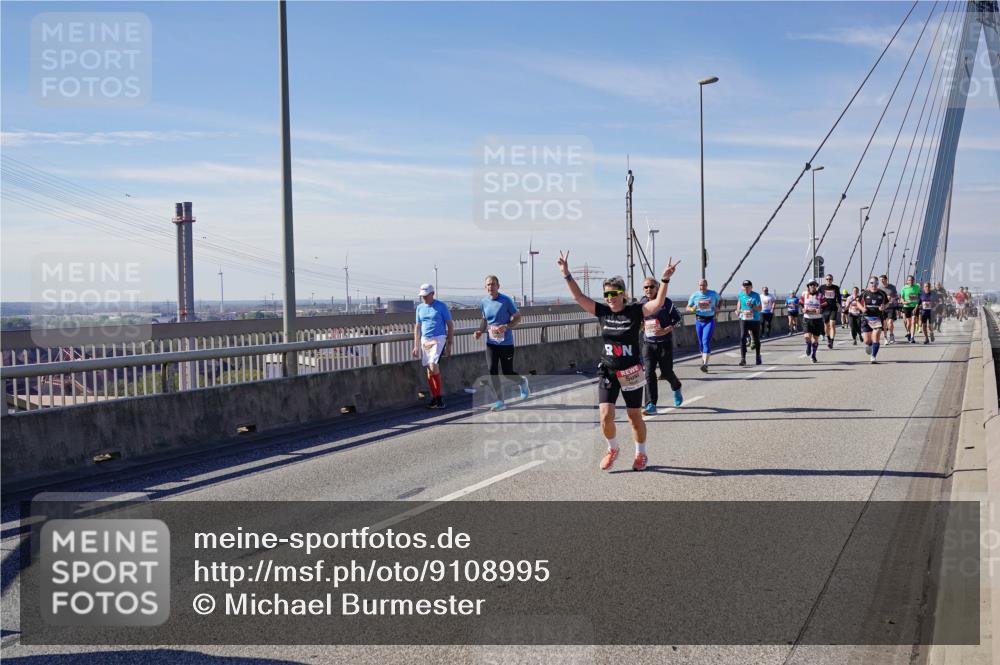 03.10.2025 - Köhlbrandbrückenlauf Michael Burmester http://msf.ph/oto/9108995 03.10.2025 12:51:40 Position 2  meine-sportfotos.de