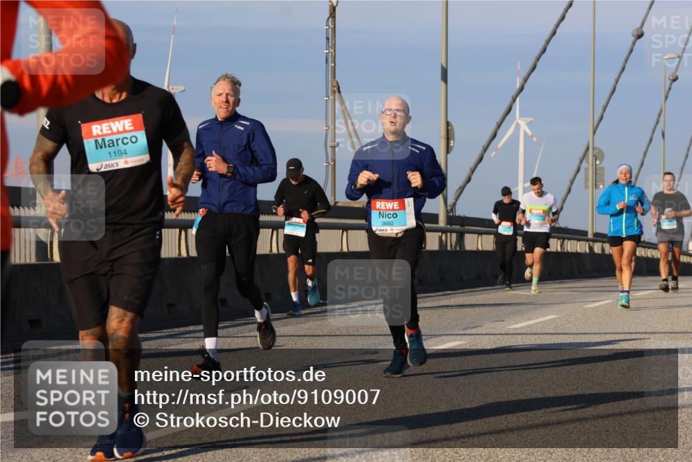 03.10.2025 - Köhlbrandbrückenlauf Strokosch-Dieckow http://msf.ph/oto/9109007 03.10.2025 09:39:59 Position 2 1194, 3650 meine-sportfotos.de