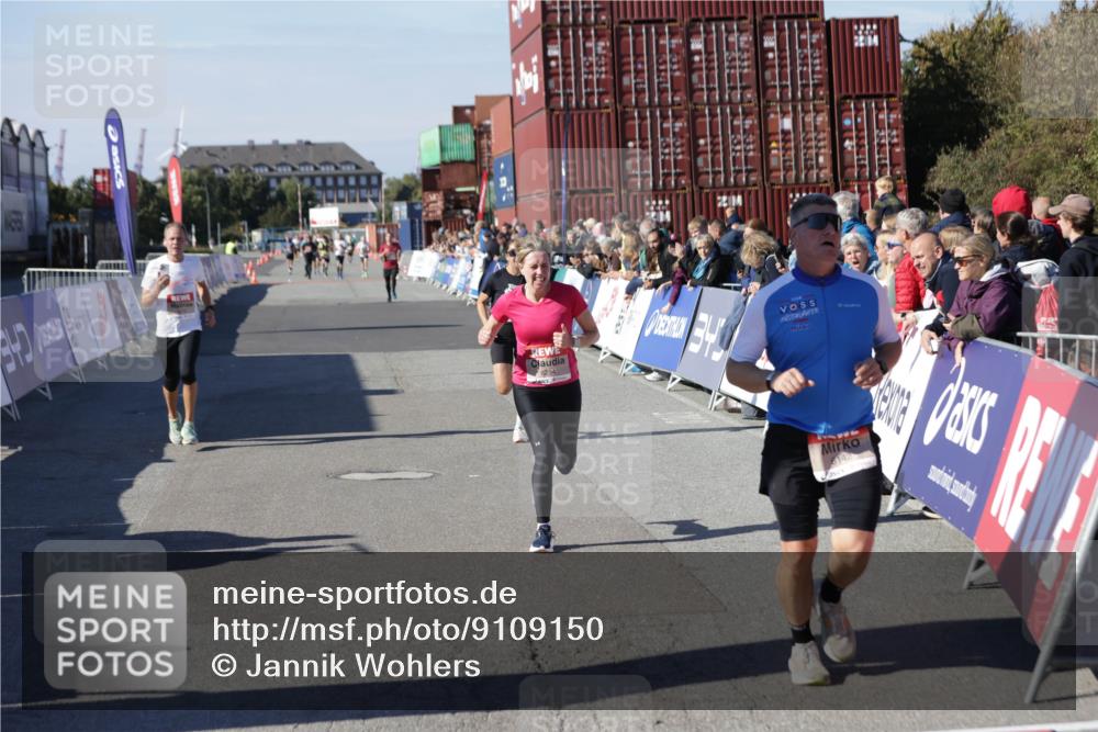 03.10.2025 - Köhlbrandbrückenlauf Jannik Wohlers http://msf.ph/oto/9109150 03.10.2025 12:59:46 Ziel 4074, 4111, 4215, 4270, 4475, 6142, 6254, 6364, 6601, 6616, 6654, 6754 meine-sportfotos.de