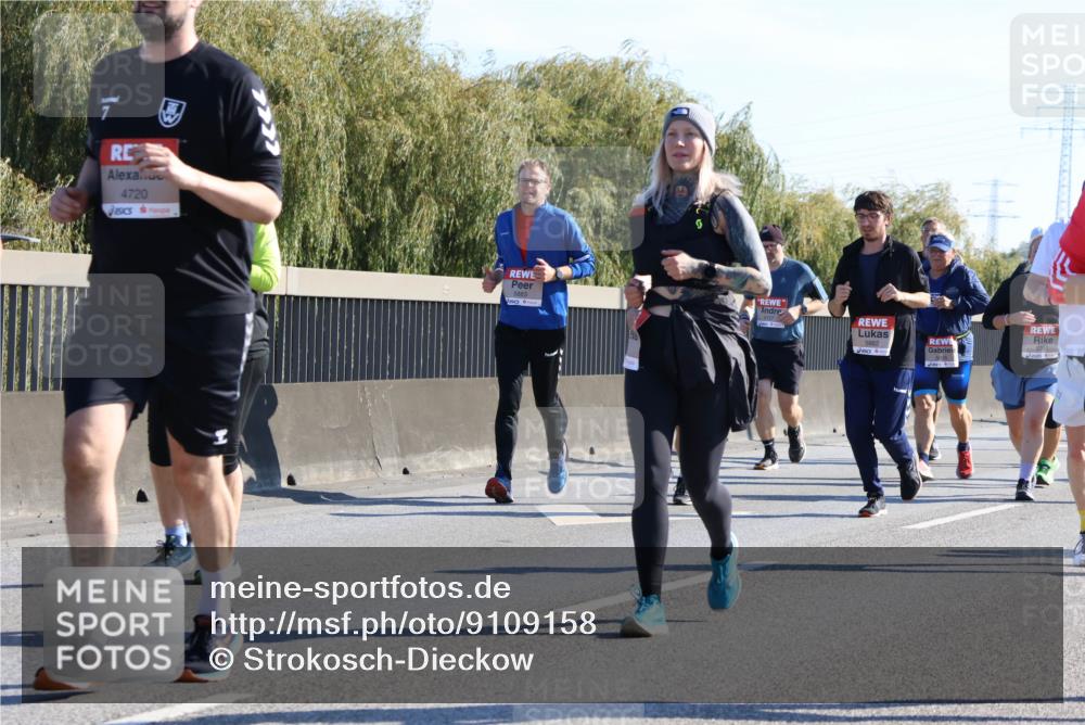 03.10.2025 - Köhlbrandbrückenlauf Strokosch-Dieckow http://msf.ph/oto/9109158 03.10.2025 12:23:41 Position 3 4720, 5883 meine-sportfotos.de
