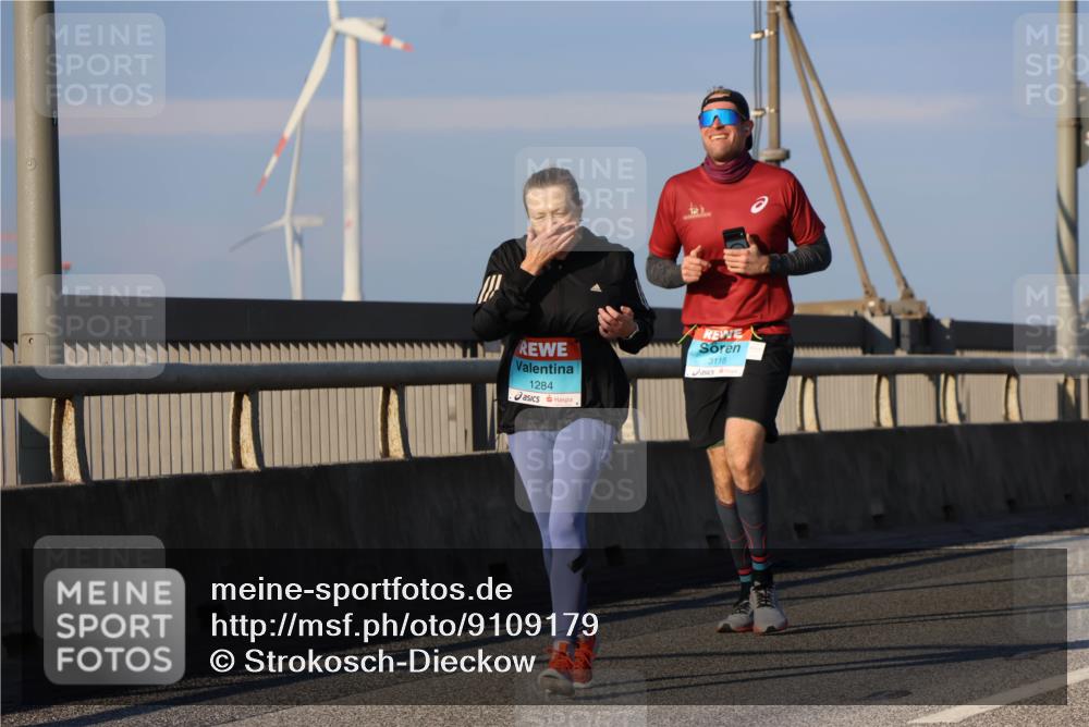 03.10.2025 - Köhlbrandbrückenlauf Strokosch-Dieckow http://msf.ph/oto/9109179 03.10.2025 09:40:18 Position 2 3118, 1284 meine-sportfotos.de