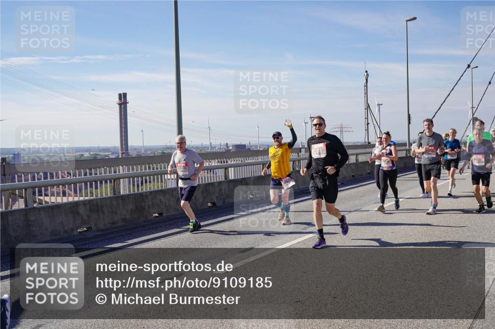 03.10.2025 - Köhlbrandbrückenlauf Michael Burmester http://msf.ph/oto/9109185 03.10.2025 12:51:46 Position 2  meine-sportfotos.de