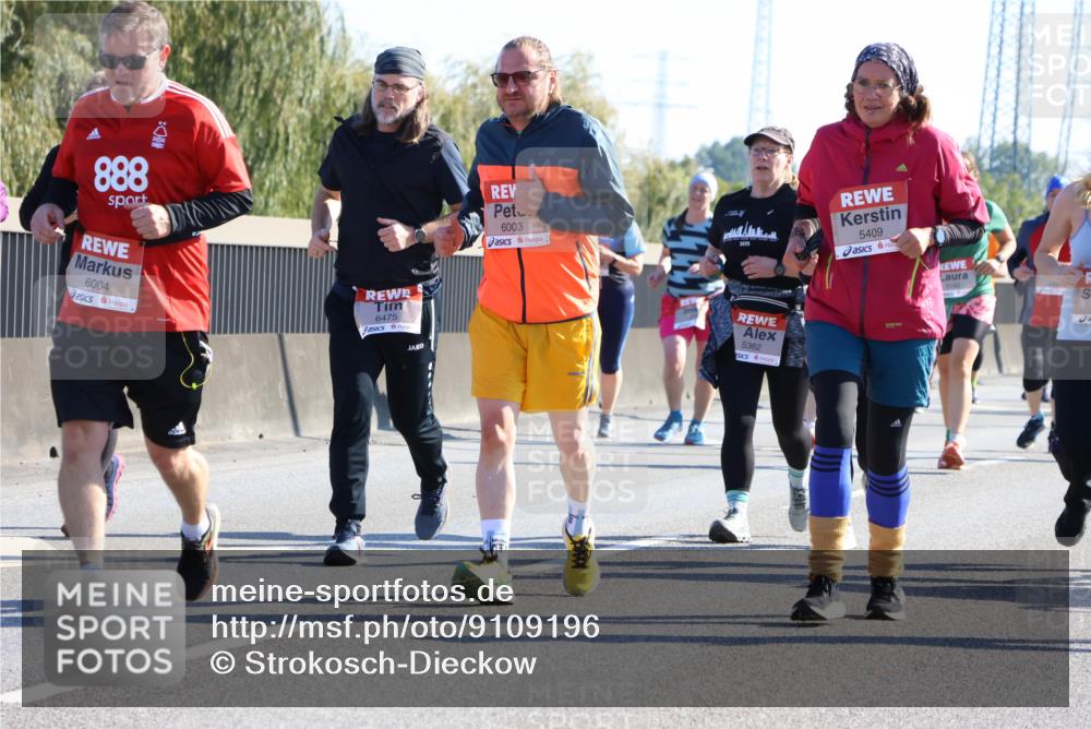 03.10.2025 - Köhlbrandbrückenlauf Strokosch-Dieckow http://msf.ph/oto/9109196 03.10.2025 12:23:51 Position 3 888, 6004, 6475, 6003, 2025, 5409, 5362 meine-sportfotos.de