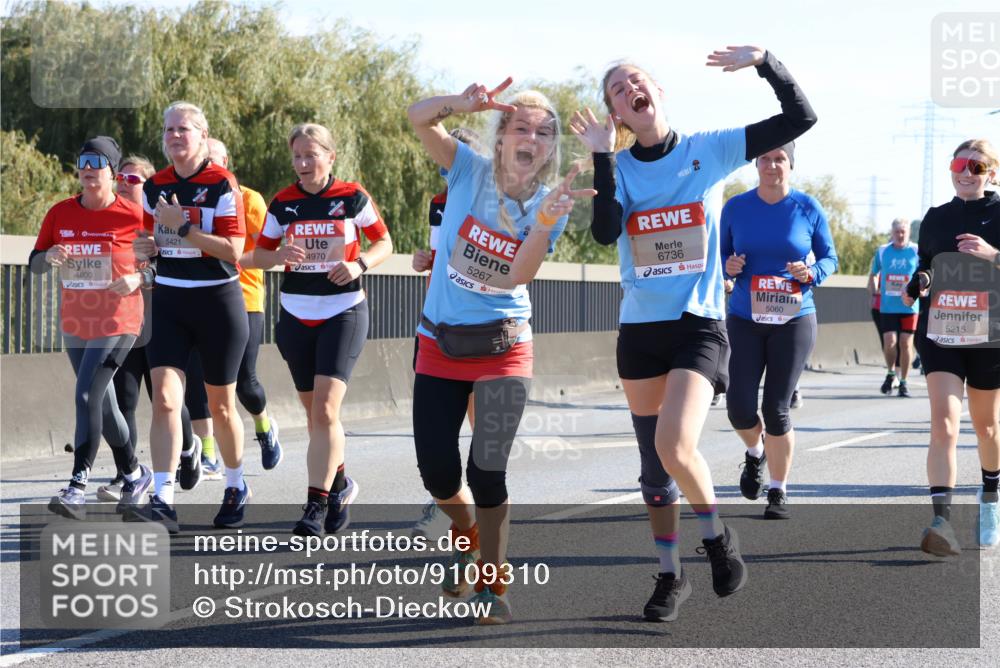 03.10.2025 - Köhlbrandbrückenlauf Strokosch-Dieckow http://msf.ph/oto/9109310 03.10.2025 12:24:08 Position 3 4800, 5421, 4970, 5267, 6736, 5060, 5215 meine-sportfotos.de