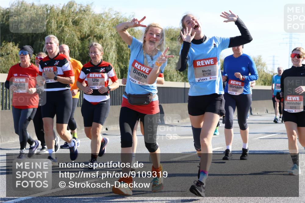 03.10.2025 - Köhlbrandbrückenlauf Strokosch-Dieckow http://msf.ph/oto/9109319 03.10.2025 12:24:08 Position 3 4800, 4970, 5267, 6736, 5060, 5215 meine-sportfotos.de