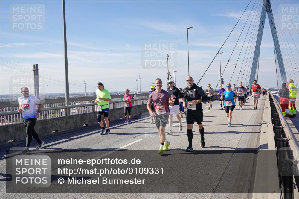 03.10.2025 - Köhlbrandbrückenlauf Michael Burmester http://msf.ph/oto/9109331 03.10.2025 12:51:52 Position 2  meine-sportfotos.de