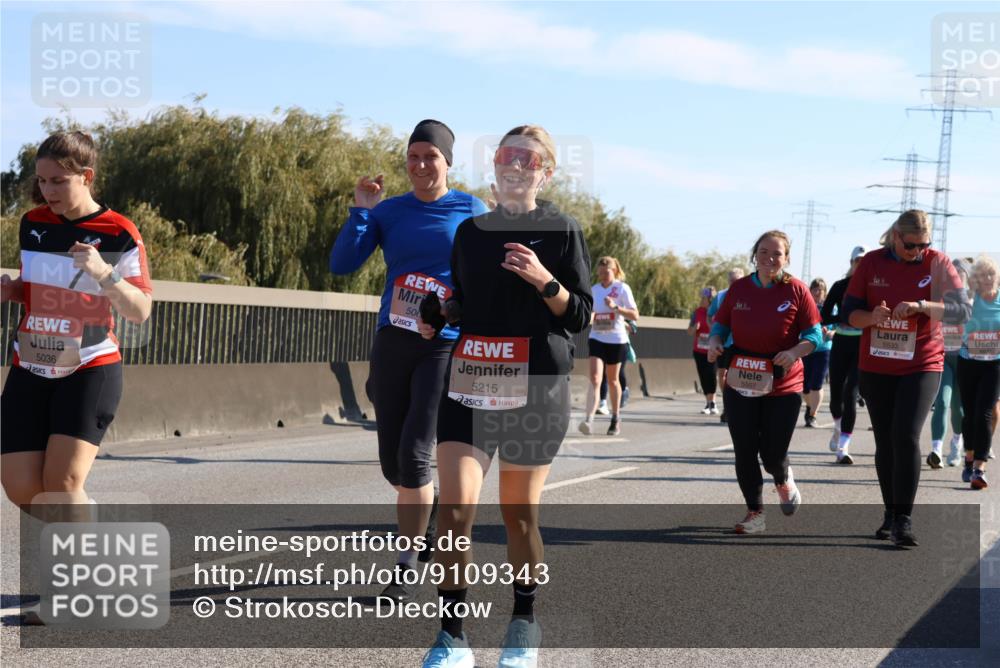 03.10.2025 - Köhlbrandbrückenlauf Strokosch-Dieckow http://msf.ph/oto/9109343 03.10.2025 12:24:10 Position 3 5036, 500, 5215, 5507, 5533 meine-sportfotos.de