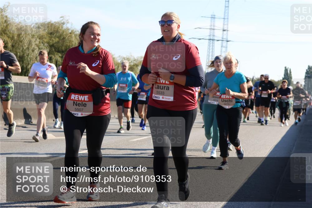 03.10.2025 - Köhlbrandbrückenlauf Strokosch-Dieckow http://msf.ph/oto/9109353 03.10.2025 12:24:11 Position 3 5507, 5533, 4218, 6670 meine-sportfotos.de