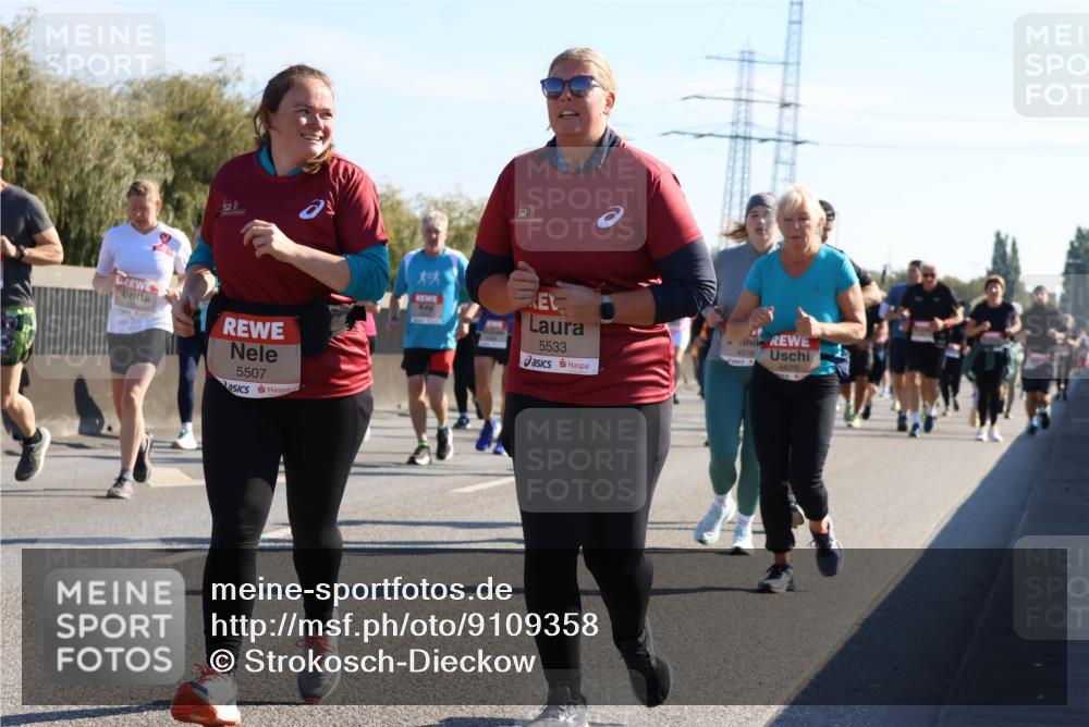 03.10.2025 - Köhlbrandbrückenlauf Strokosch-Dieckow http://msf.ph/oto/9109358 03.10.2025 12:24:11 Position 3 5507, 5533, 4218, 6670 meine-sportfotos.de