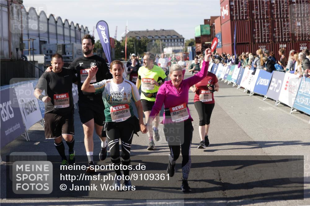 03.10.2025 - Köhlbrandbrückenlauf Jannik Wohlers http://msf.ph/oto/9109361 03.10.2025 13:29:43 Ziel 4629, 4660, 4720, 4733, 5119, 5120, 5260, 5333, 5482, 5574, 6093, 6215, 6387, 6439, 6543, 6554, 6555 meine-sportfotos.de