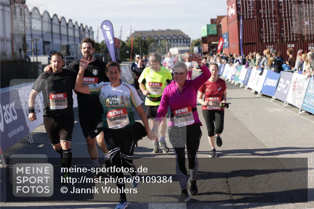 03.10.2025 - Köhlbrandbrückenlauf Jannik Wohlers http://msf.ph/oto/9109384 03.10.2025 13:29:43 Ziel 4629, 4660, 4720, 4733, 5119, 5120, 5260, 5333, 5482, 5574, 6093, 6215, 6387, 6439, 6543, 6554, 6555 meine-sportfotos.de