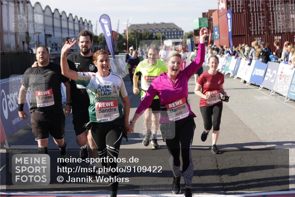 03.10.2025 - Köhlbrandbrückenlauf Jannik Wohlers http://msf.ph/oto/9109422 03.10.2025 13:29:44 Ziel 4629, 4660, 4714, 4720, 4733, 5119, 5120, 5260, 5333, 5482, 5574, 6066, 6093, 6215, 6439, 6543, 6555 meine-sportfotos.de