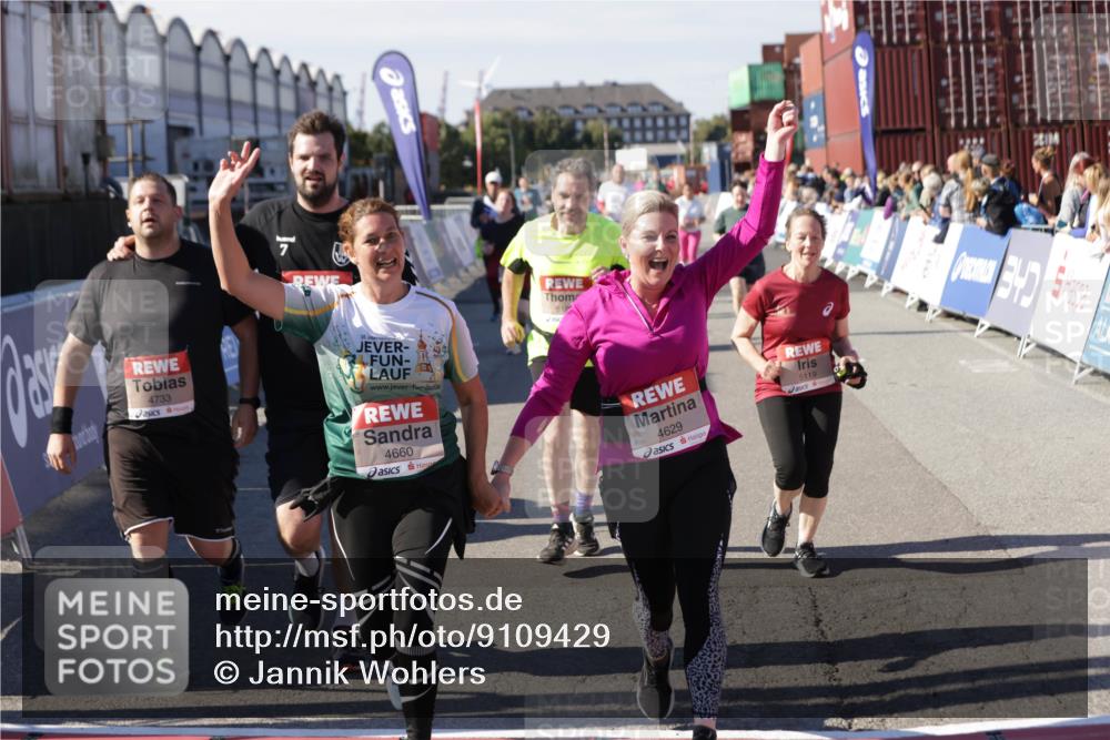 03.10.2025 - Köhlbrandbrückenlauf Jannik Wohlers http://msf.ph/oto/9109429 03.10.2025 13:29:44 Ziel 4629, 4660, 4714, 4720, 4733, 5119, 5120, 5260, 5333, 5482, 5574, 6066, 6093, 6215, 6439, 6543, 6555 meine-sportfotos.de
