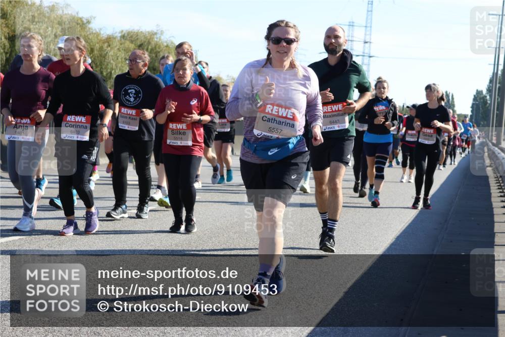 03.10.2025 - Köhlbrandbrückenlauf Strokosch-Dieckow http://msf.ph/oto/9109453 03.10.2025 12:24:31 Position 3 6401, 6403, 6103, 5514, 5557, 6443 meine-sportfotos.de