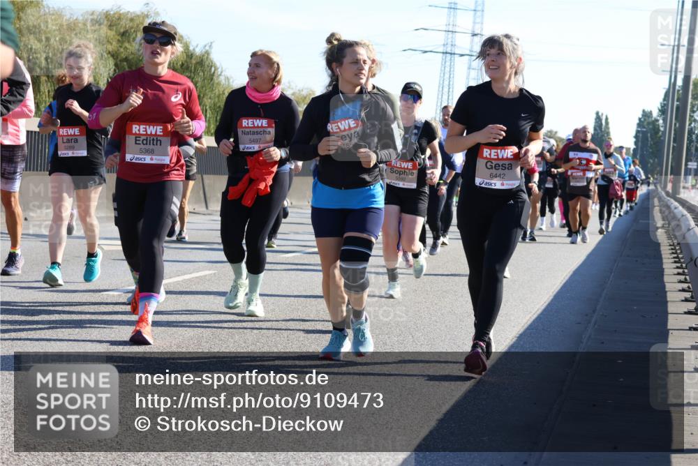 03.10.2025 - Köhlbrandbrückenlauf Strokosch-Dieckow http://msf.ph/oto/9109473 03.10.2025 12:24:33 Position 3 5289, 5368, 5497, 465, 6442 meine-sportfotos.de