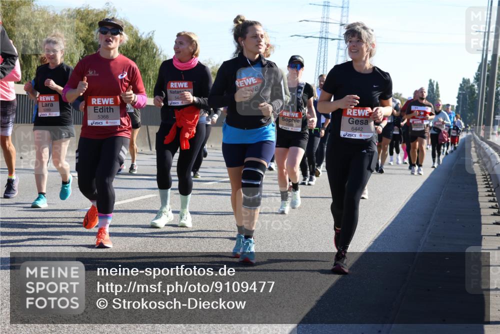 03.10.2025 - Köhlbrandbrückenlauf Strokosch-Dieckow http://msf.ph/oto/9109477 03.10.2025 12:24:33 Position 3 5289, 5368, 54, 6442, 4 meine-sportfotos.de