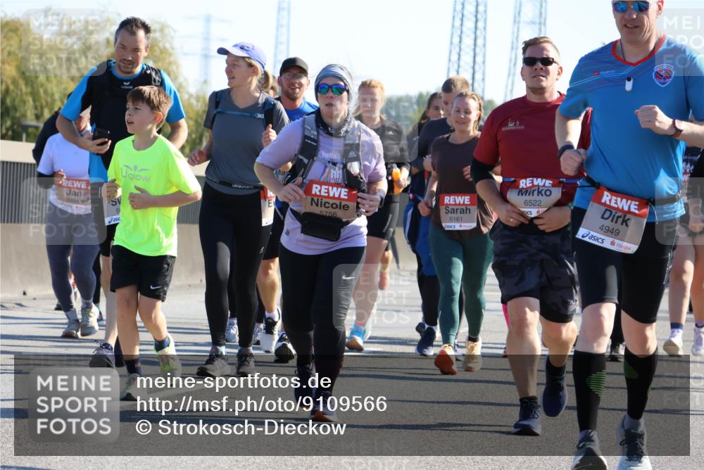 03.10.2025 - Köhlbrandbrückenlauf Strokosch-Dieckow http://msf.ph/oto/9109566 03.10.2025 12:24:48 Position 3 6284, 5, 5756, 6161, 6522, 4949 meine-sportfotos.de