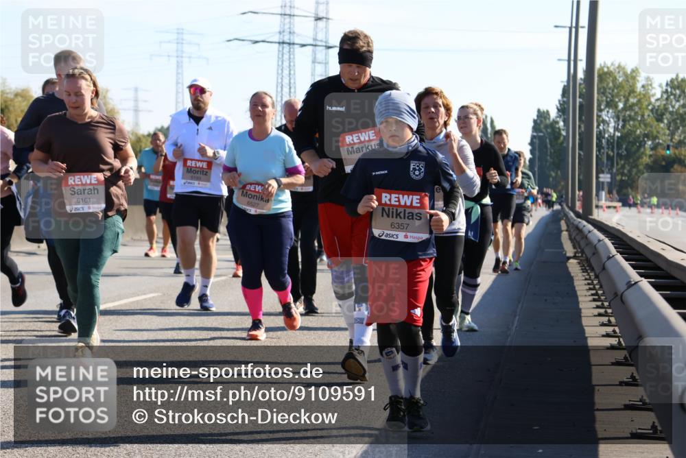 03.10.2025 - Köhlbrandbrückenlauf Strokosch-Dieckow http://msf.ph/oto/9109591 03.10.2025 12:24:53 Position 3 6161, 5193, 6527, 6357 meine-sportfotos.de