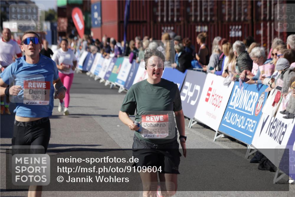03.10.2025 - Köhlbrandbrückenlauf Jannik Wohlers http://msf.ph/oto/9109604 03.10.2025 13:29:48 Ziel 4629, 4660, 4714, 4720, 4733, 4825, 5119, 5120, 5260, 5333, 5574, 5930, 5944, 6066, 6093, 6215, 6234 meine-sportfotos.de