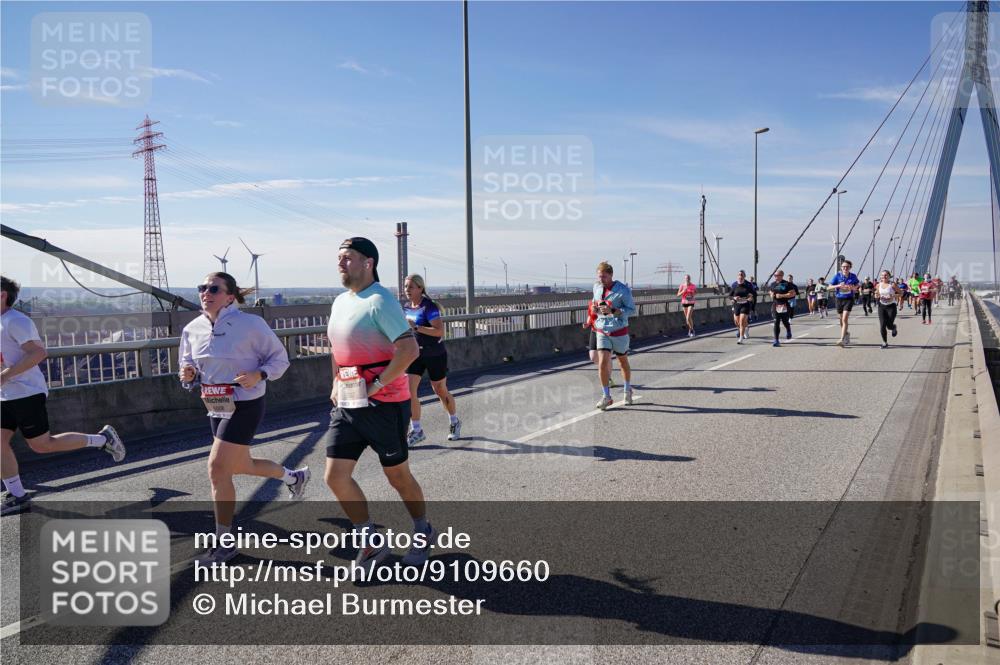 03.10.2025 - Köhlbrandbrückenlauf Michael Burmester http://msf.ph/oto/9109660 03.10.2025 12:52:06 Position 2  meine-sportfotos.de