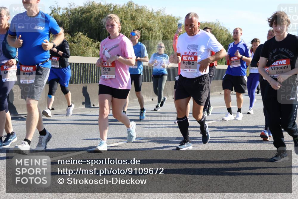 03.10.2025 - Köhlbrandbrückenlauf Strokosch-Dieckow http://msf.ph/oto/9109672 03.10.2025 12:25:08 Position 3 5270, 6218, 5876, 6508, 6072, 5833 meine-sportfotos.de