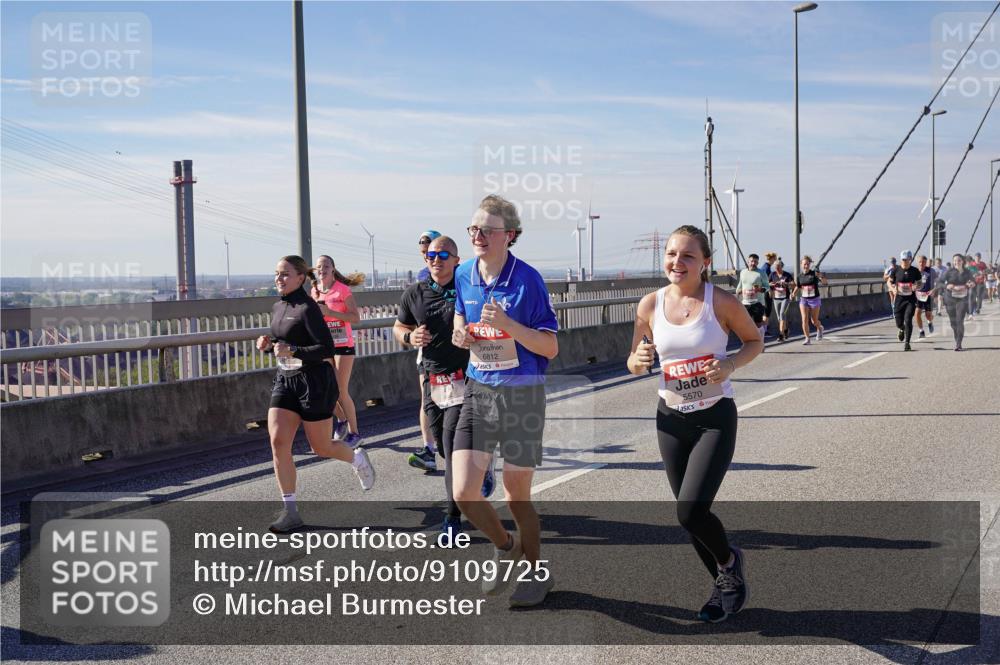 03.10.2025 - Köhlbrandbrückenlauf Michael Burmester http://msf.ph/oto/9109725 03.10.2025 12:52:10 Position 2 6812, 5570 meine-sportfotos.de