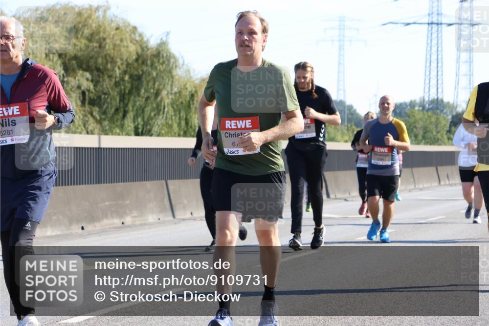 03.10.2025 - Köhlbrandbrückenlauf Strokosch-Dieckow http://msf.ph/oto/9109731 03.10.2025 12:25:25 Position 3 5281, 6 meine-sportfotos.de
