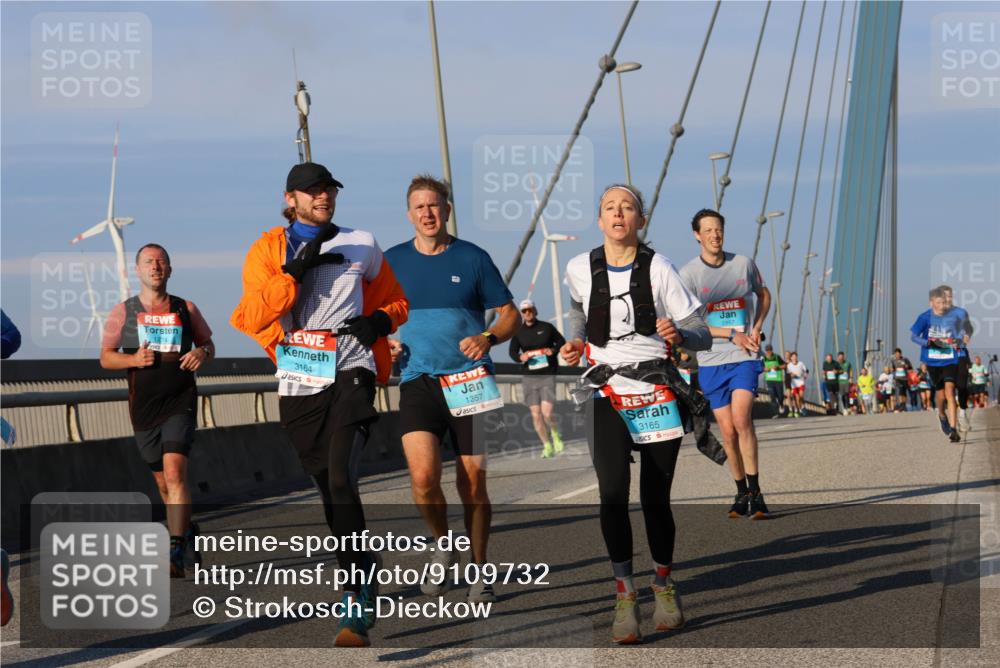 03.10.2025 - Köhlbrandbrückenlauf Strokosch-Dieckow http://msf.ph/oto/9109732 03.10.2025 09:41:01 Position 2 1274, 3164, 1357, 3165, 2857 meine-sportfotos.de