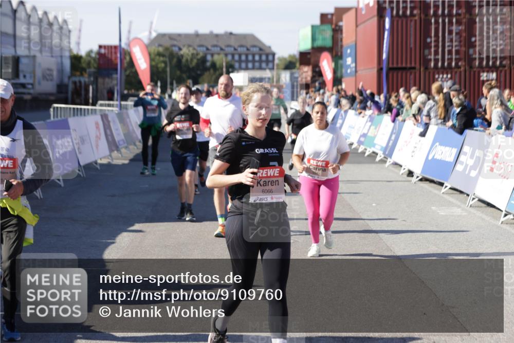 03.10.2025 - Köhlbrandbrückenlauf Jannik Wohlers http://msf.ph/oto/9109760 03.10.2025 13:29:50 Ziel 4629, 4660, 4714, 4720, 4733, 4825, 5119, 5120, 5260, 5333, 5574, 5587, 5621, 5930, 5944, 6066, 6234, 6698 meine-sportfotos.de