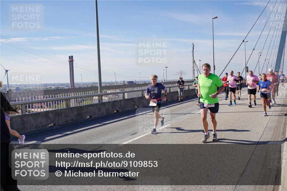 03.10.2025 - Köhlbrandbrückenlauf Michael Burmester http://msf.ph/oto/9109853 03.10.2025 12:52:16 Position 2  meine-sportfotos.de