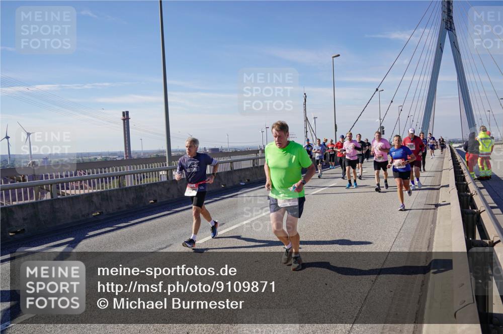 03.10.2025 - Köhlbrandbrückenlauf Michael Burmester http://msf.ph/oto/9109871 03.10.2025 12:52:17 Position 2 5746 meine-sportfotos.de