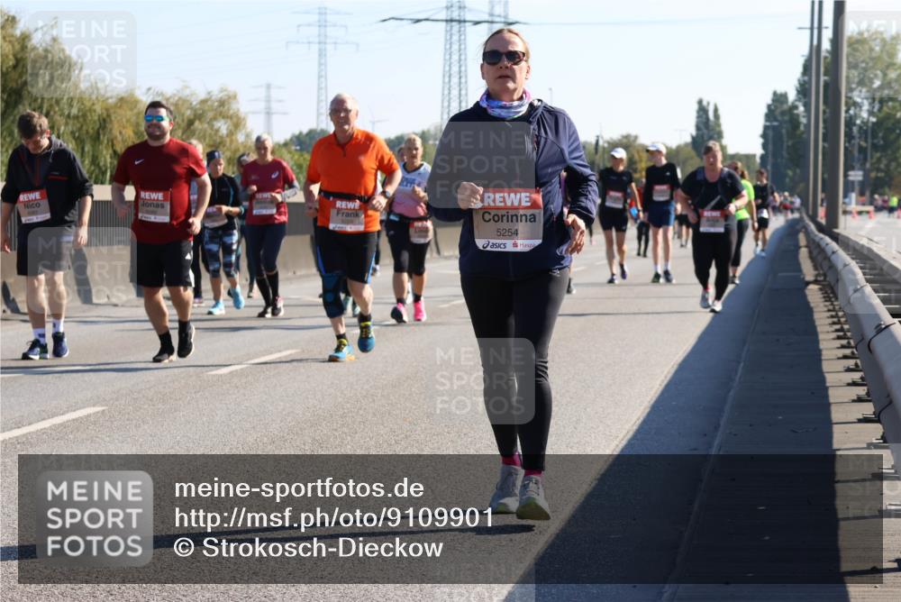 03.10.2025 - Köhlbrandbrückenlauf Strokosch-Dieckow http://msf.ph/oto/9109901 03.10.2025 12:26:04 Position 3 5254 meine-sportfotos.de