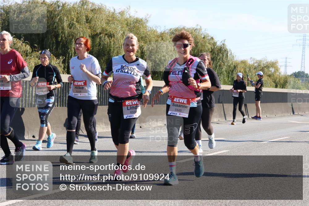 03.10.2025 - Köhlbrandbrückenlauf Strokosch-Dieckow http://msf.ph/oto/9109924 03.10.2025 12:26:12 Position 3 230, 5581, 361, 5228, 6550, 5445 meine-sportfotos.de