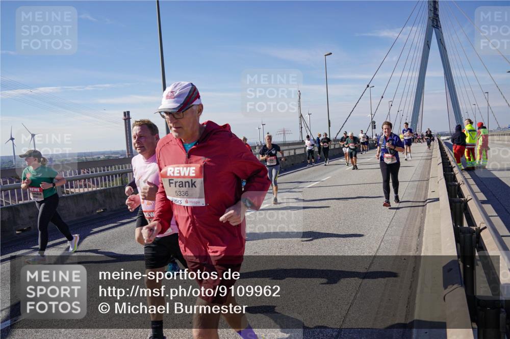 03.10.2025 - Köhlbrandbrückenlauf Michael Burmester http://msf.ph/oto/9109962 03.10.2025 12:52:21 Position 2 5336 meine-sportfotos.de