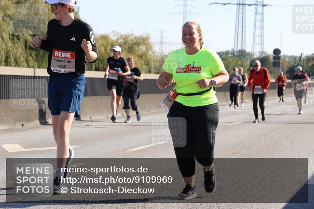 03.10.2025 - Köhlbrandbrückenlauf Strokosch-Dieckow http://msf.ph/oto/9109969 03.10.2025 12:26:18 Position 3 6258 meine-sportfotos.de