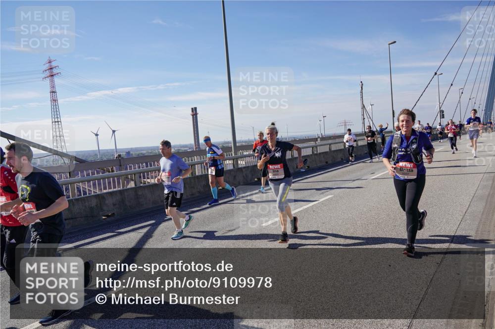 03.10.2025 - Köhlbrandbrückenlauf Michael Burmester http://msf.ph/oto/9109978 03.10.2025 12:52:22 Position 2  meine-sportfotos.de