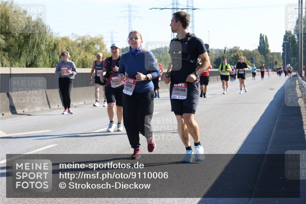 03.10.2025 - Köhlbrandbrückenlauf Strokosch-Dieckow http://msf.ph/oto/9110006 03.10.2025 12:26:30 Position 3 6134, 216, 4157 meine-sportfotos.de
