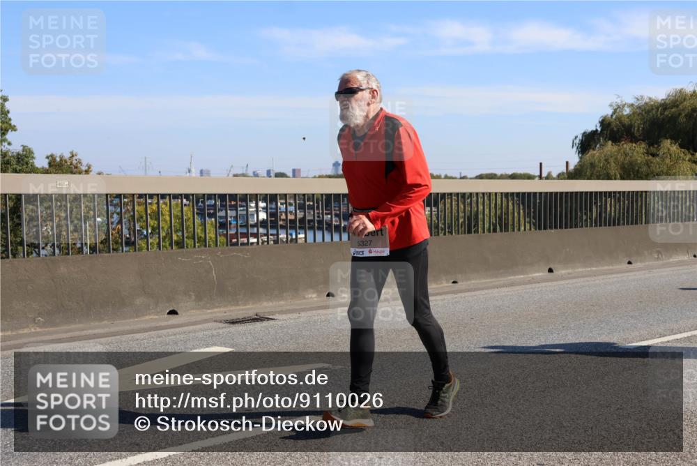 03.10.2025 - Köhlbrandbrückenlauf Strokosch-Dieckow http://msf.ph/oto/9110026 03.10.2025 12:26:33 Position 3 860, 5327 meine-sportfotos.de